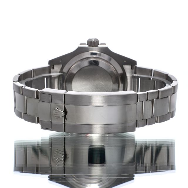 Rolex Submariner 126619 LB Image 3